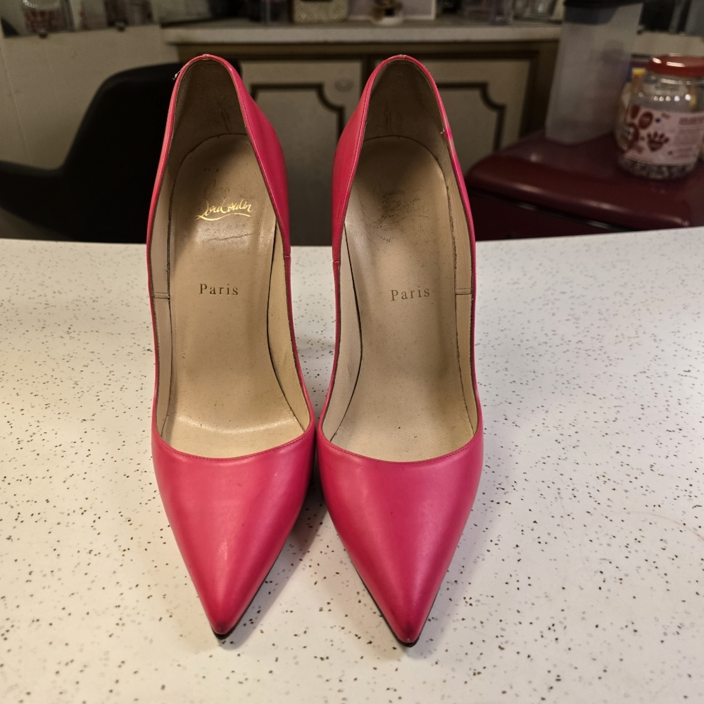 *****Sold*****Christian Louboutin So Kate pumps, neon pink